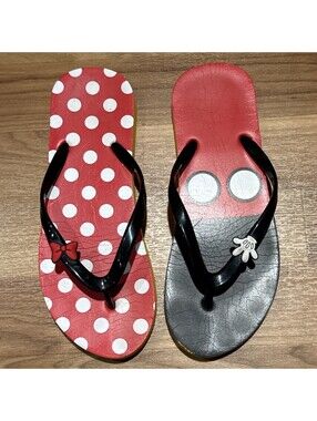 Disney Mickey Minnie Mouse Red Polka Dot Bow Flip Flop Sandals US 7/8 Women's